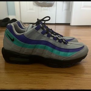 Nike Air Max 95 (Wolf Grey Grape) Size 12.5